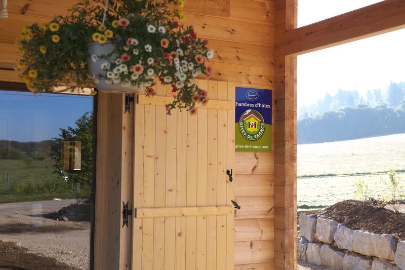 Chambres D'Hotes - Les Dolines La Chaux  Bagian luar foto